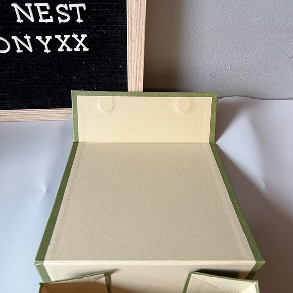 Empty Gucci box - Picture 4 of 6